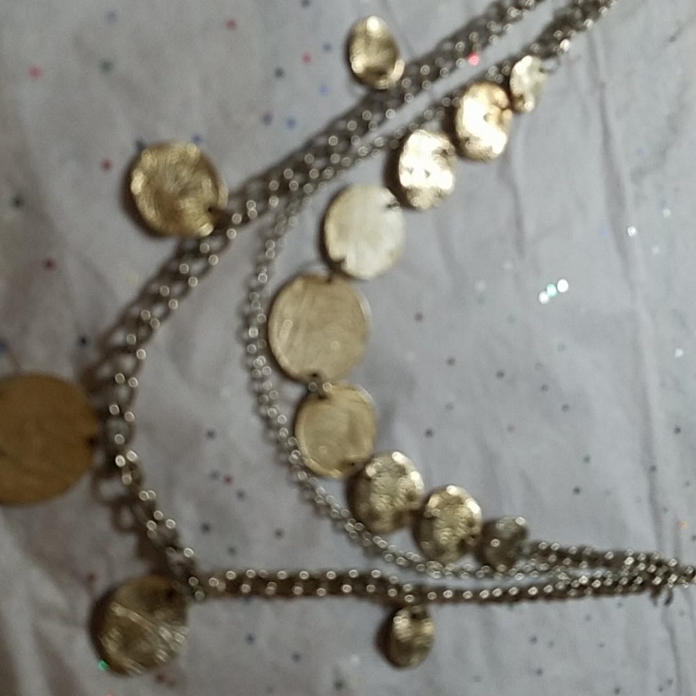 Jewelry - Picture 2 of 3